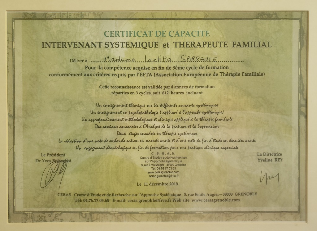 photo diplome Laetitia Sarraute, Thérapeute couples et familles