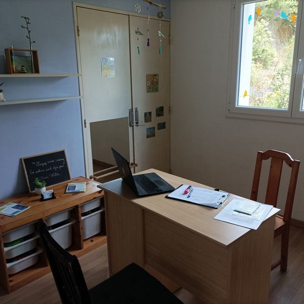 photo cabinet CéNaturo06 - Cécile Vioujas