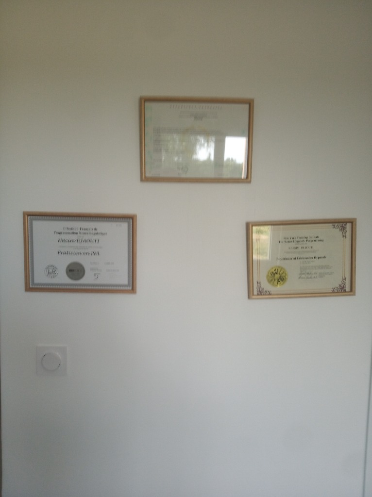 photo diplome DJAOUTI NACIM