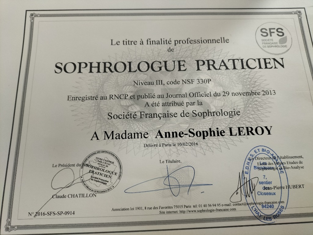 photo diplome Révèlâme (Anne-Sophie Leroy)