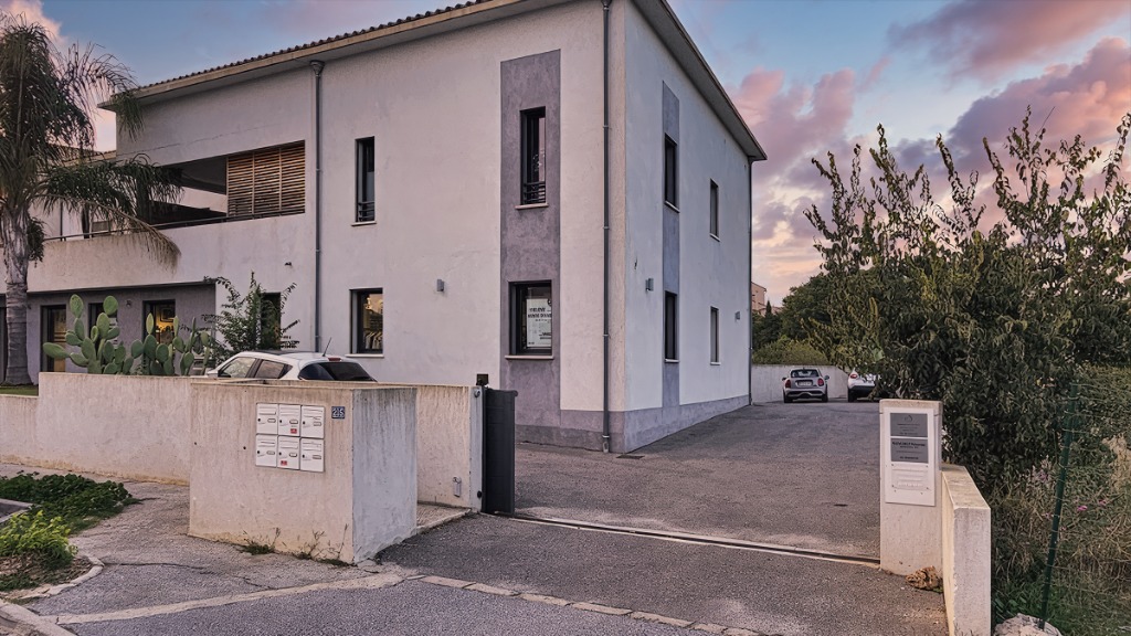 photo seance Sandrine FAZZINO - KINESIOLOGUE CERTIFIEE