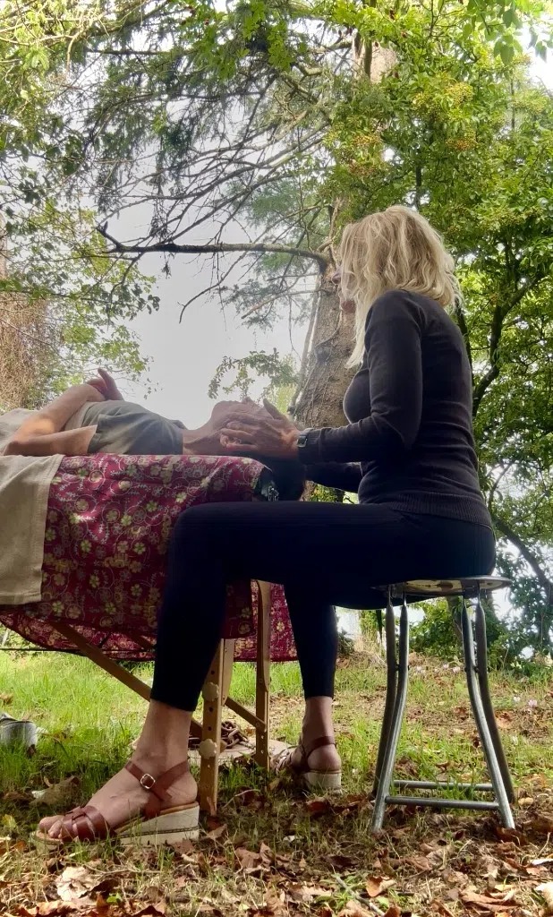 photo portrait Shiatsu humain et équin - PhD Marylise Pompignac