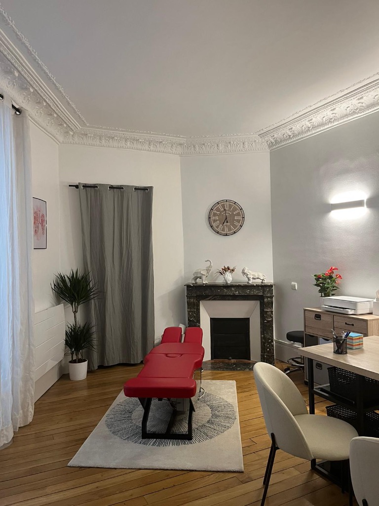 photo cabinet Romain CHEVAL