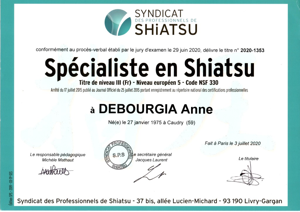 photo diplome Debourgia anne