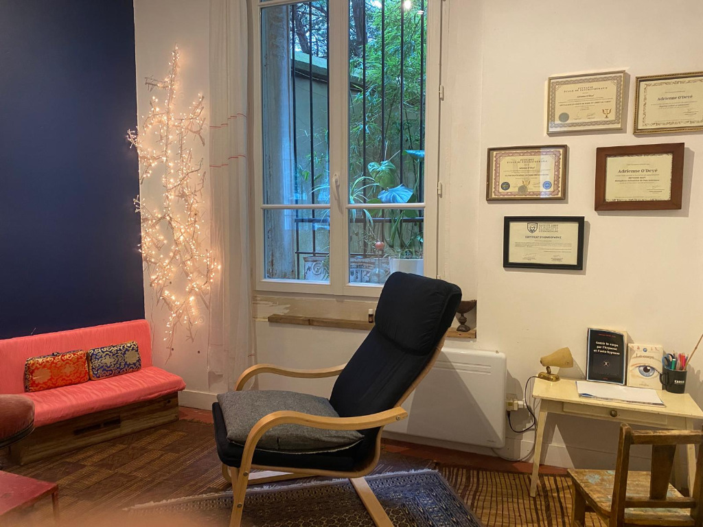 photo cabinet Adrienne O’Deyé