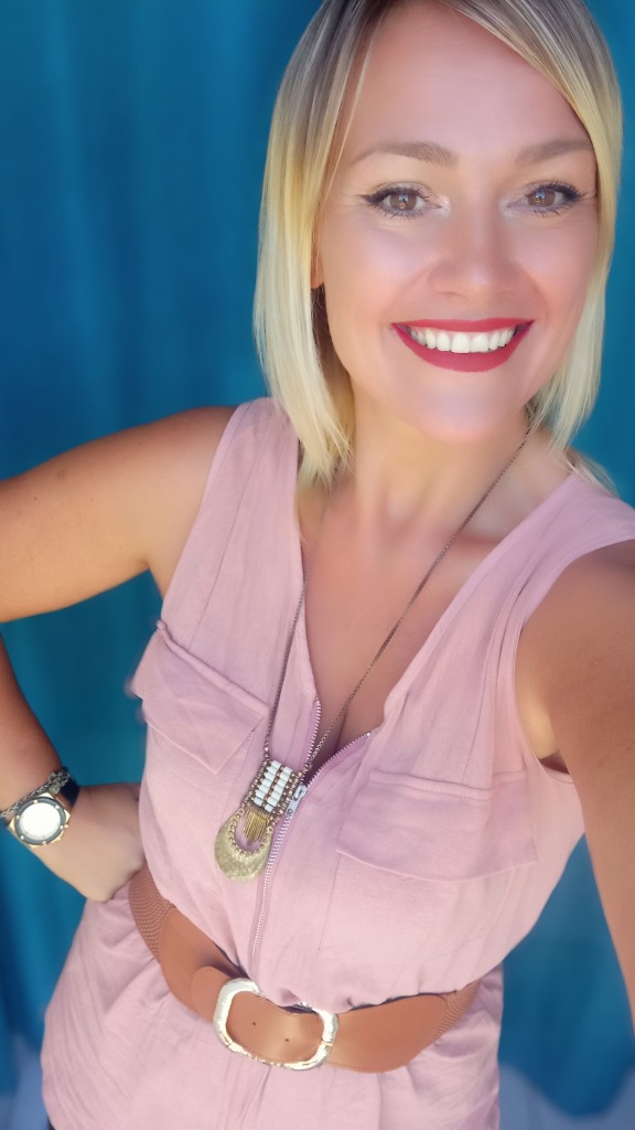 photo portrait HUROU JENNIFER