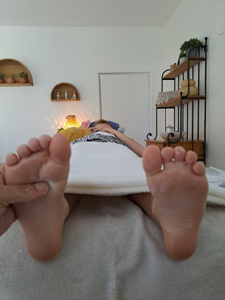 photo seance ANAIS MARTINOT REFLEXOLOGUE