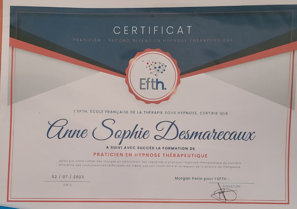 photo diplome Anne-sophie Desmarecaux