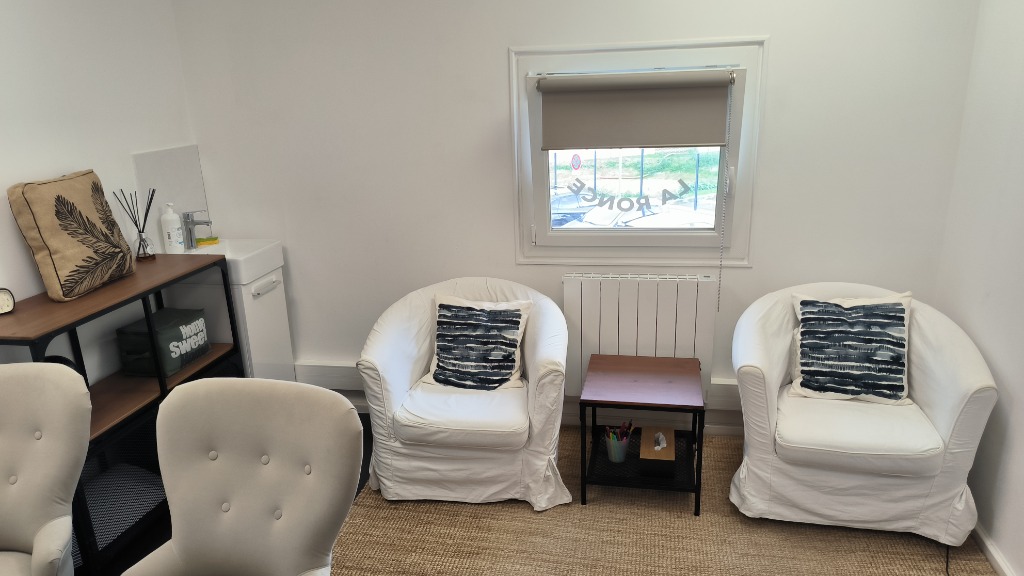 photo cabinet Alexis Peugnet