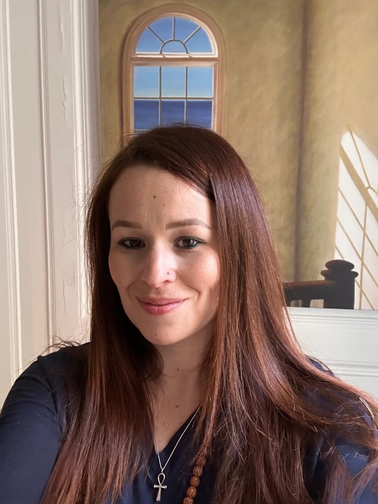 photo portrait Sabrina Avianova : Guidance & Soins de l’âme