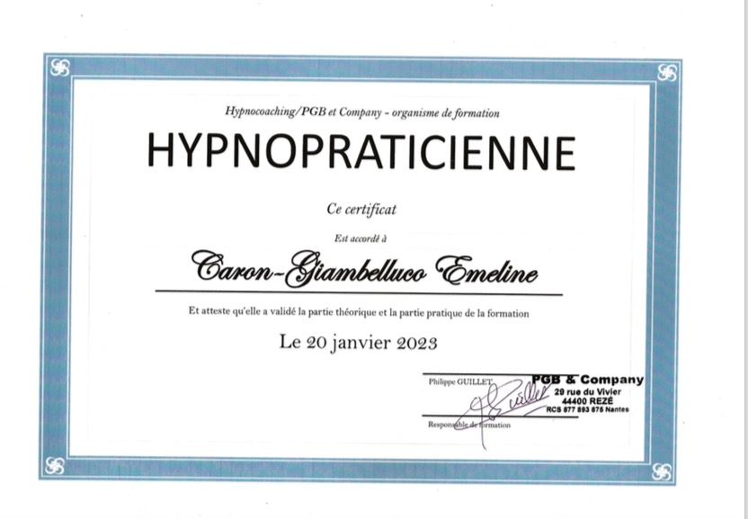 photo diplome Emeline Caron