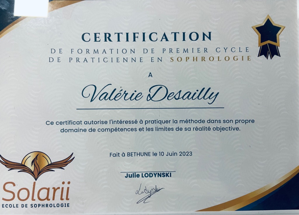 photo diplome Valérie DESAILLY Sélénitude 