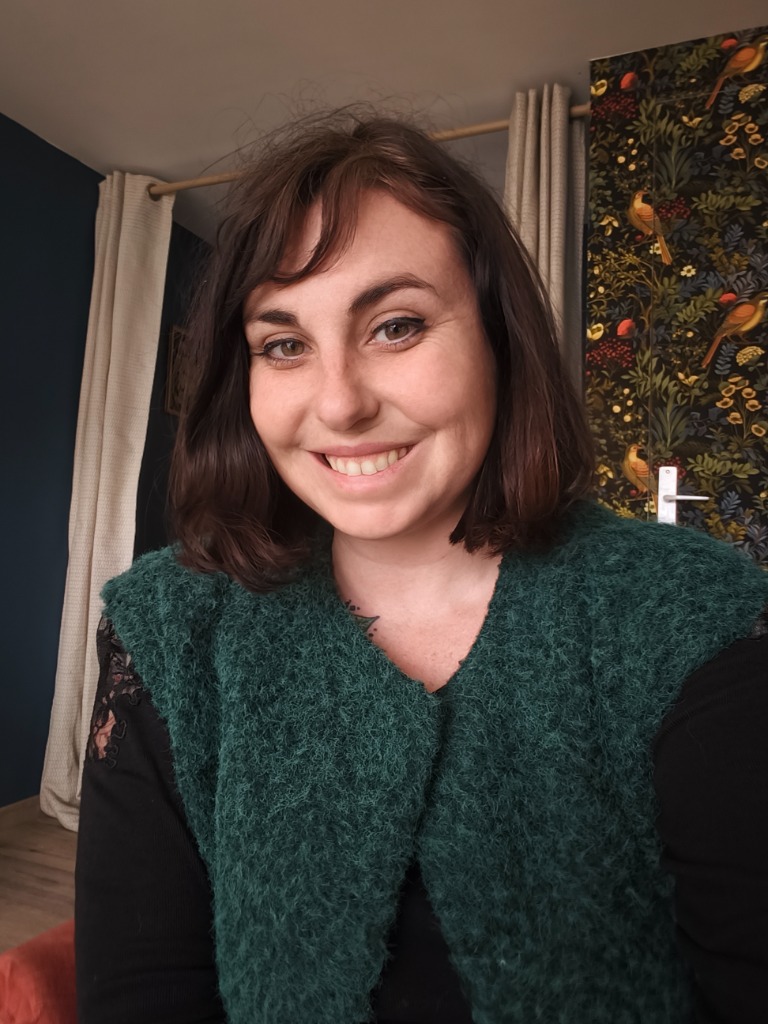 photo portrait Julie Clément Dinan - Sophrologue et EMDR