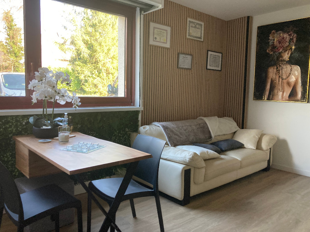 photo cabinet Jess Livernaux