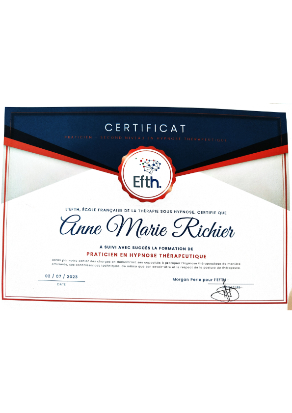 photo diplome Anne-Marie Richier