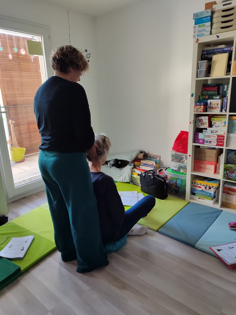 photo activite Laure Maubert Kinesiosérénité