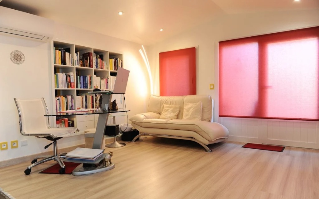 photo cabinet Anna-Maria Dixneuf