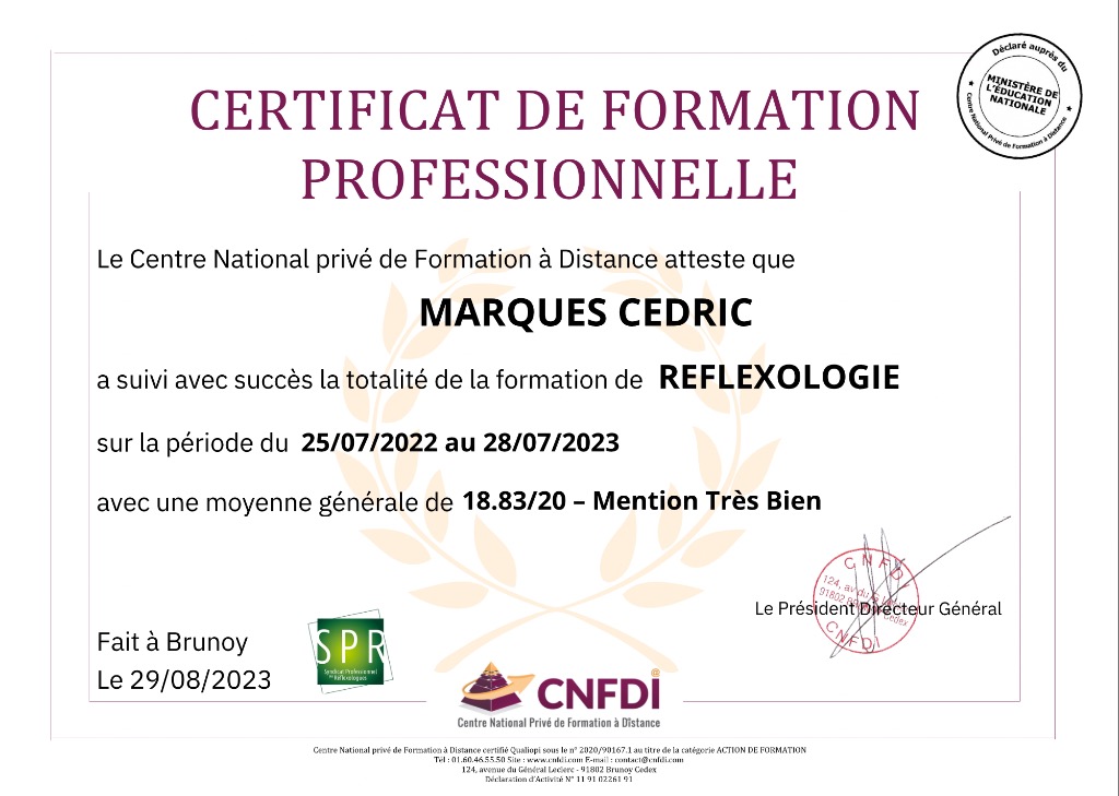 photo diplome Cedric Marques coach bien être et naturopathie