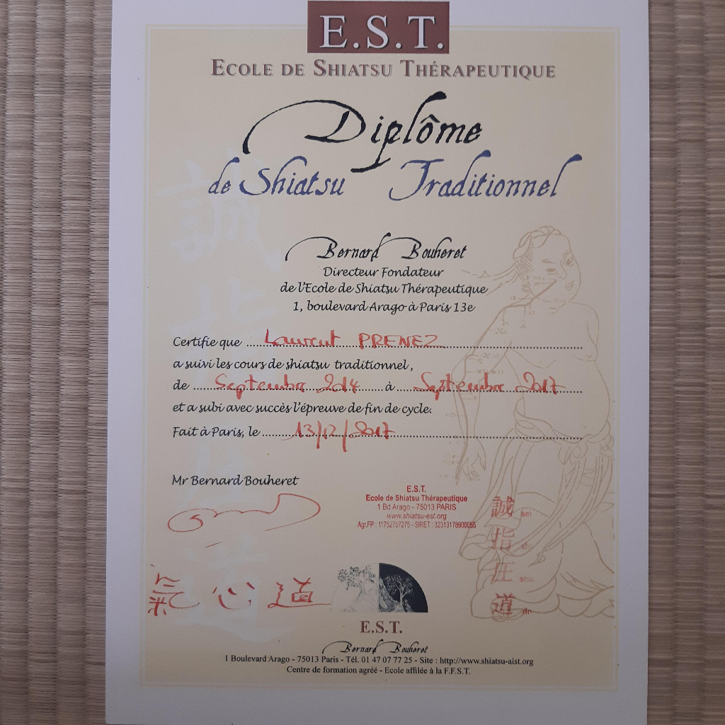 photo diplome Shiatsu Lo