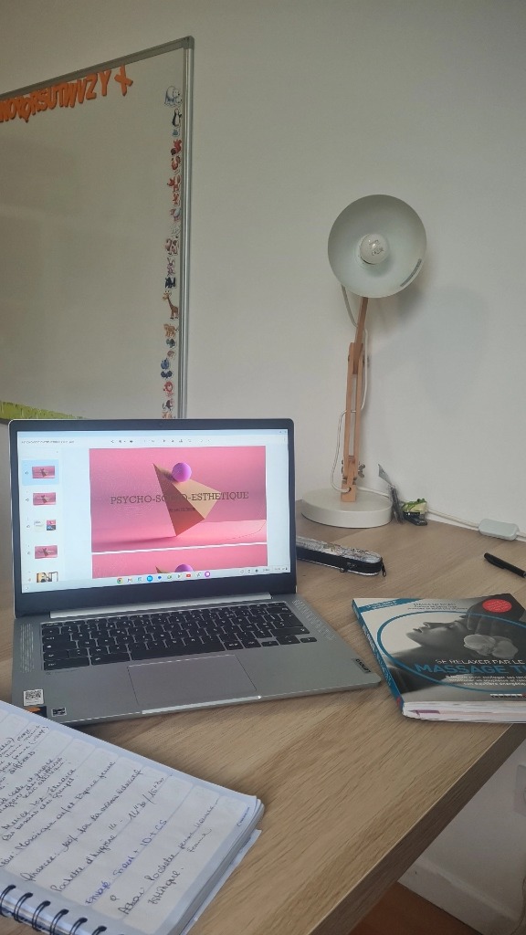 photo cabinet Rislaine Touchouni