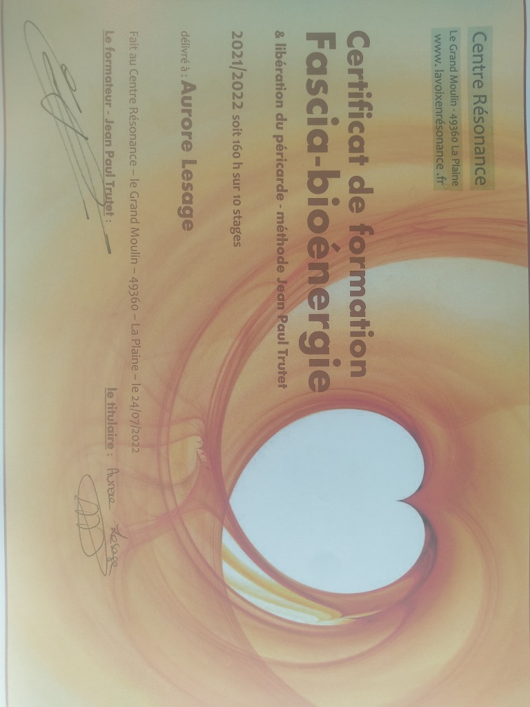 photo diplome Aurore fascia-bioénergie