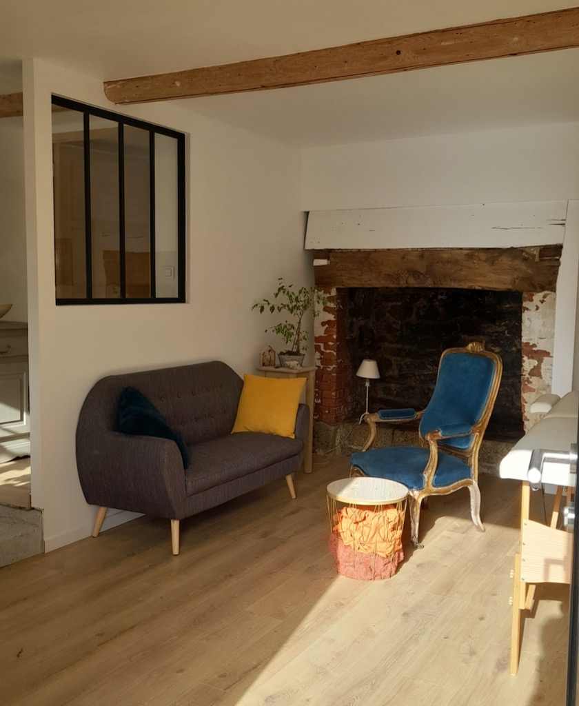 photo cabinet Christilla Flores