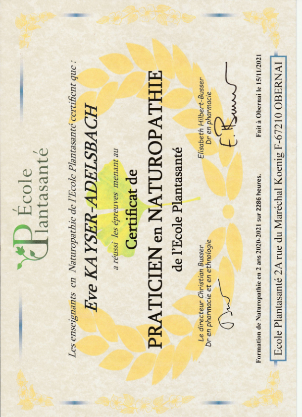 photo diplome Eve Kayser