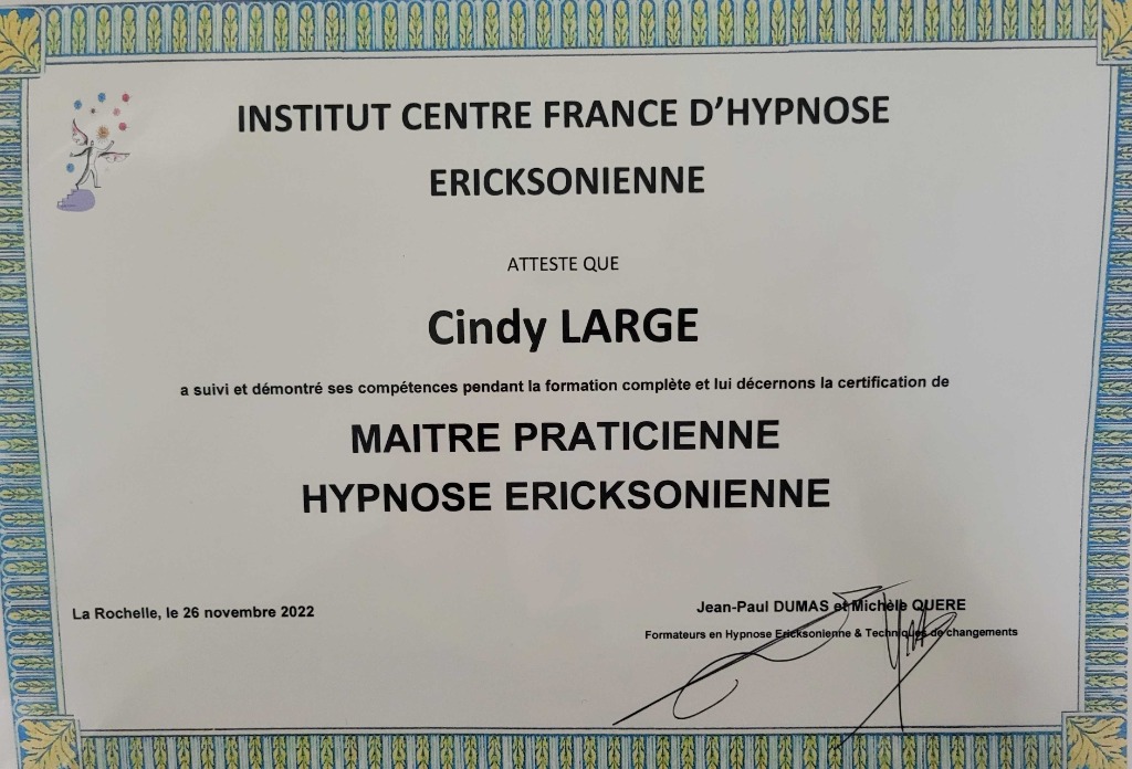 photo diplome EI Cindy Large