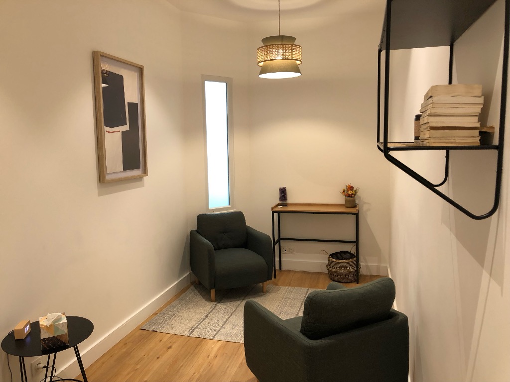 photo cabinet Tiphaine Turmeau-Saraiva