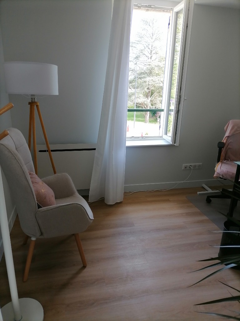 photo cabinet LARCIER chrystelle 2BJ SOPHROLOGIE