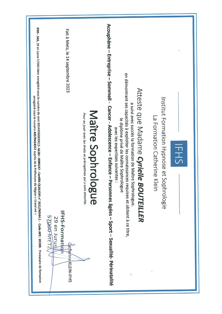 photo diplome Cyrielle BOUTEILLER