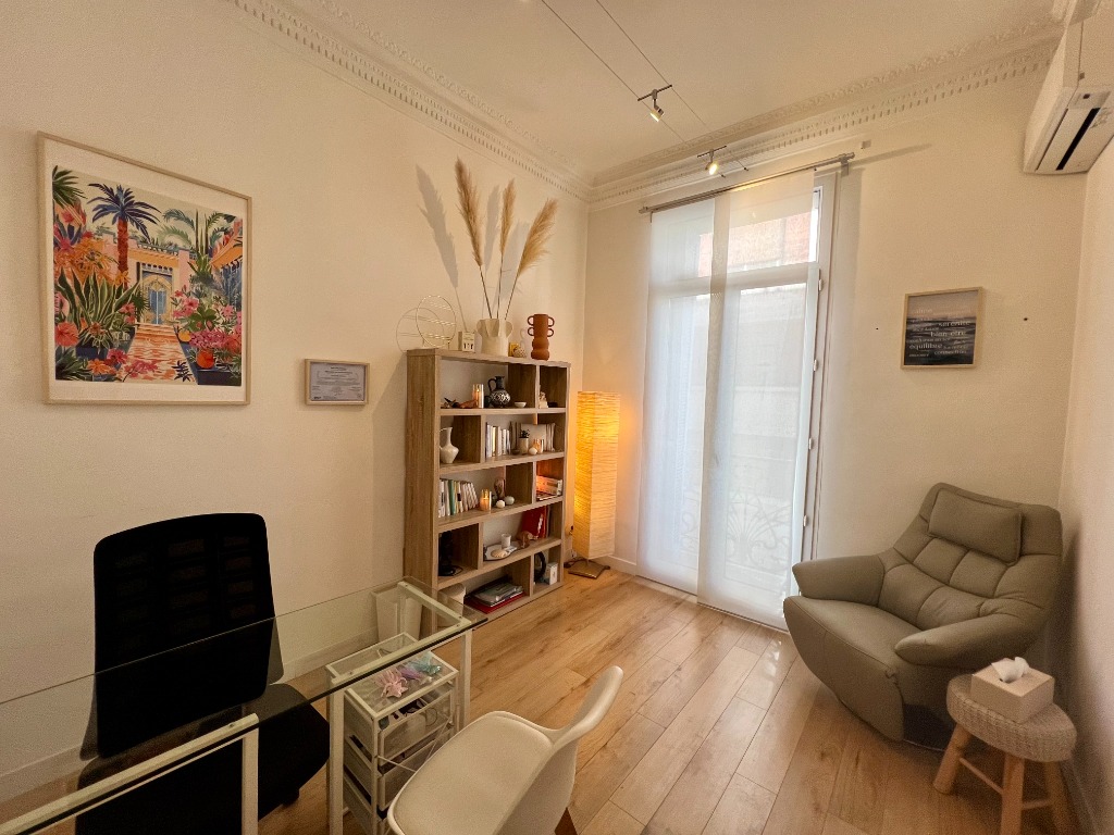 photo cabinet Delphine Cresson