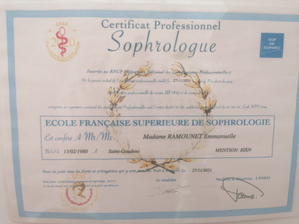 photo diplome Emmanuelle RAMOUNET - Ecout’en soi 