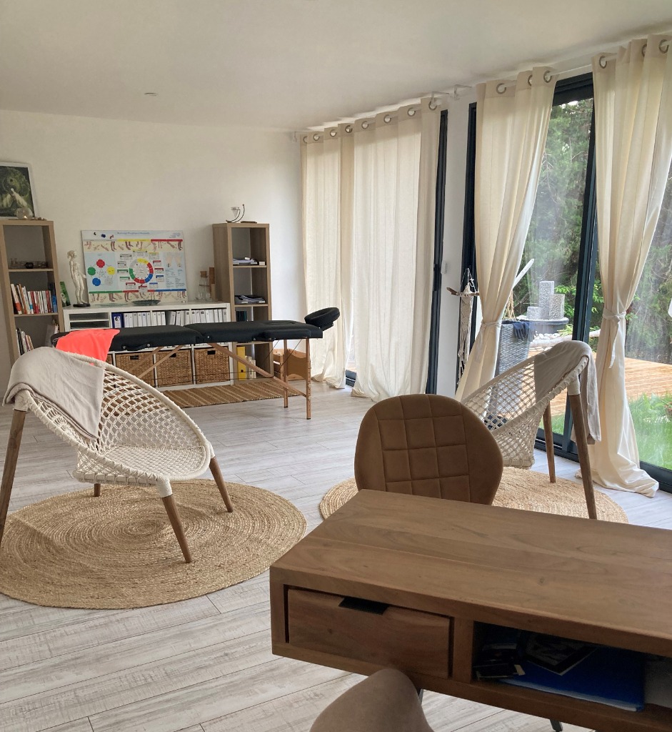 photo cabinet SANDRINE POUGNAND