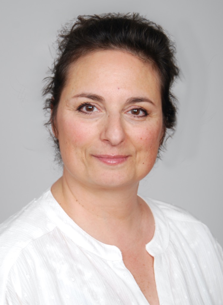 photo portrait Cabinet Ostéopathie-Biokinergie Agnès Osmandjian