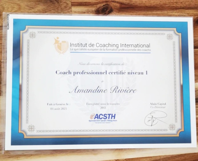 photo diplome Amandine Rivière