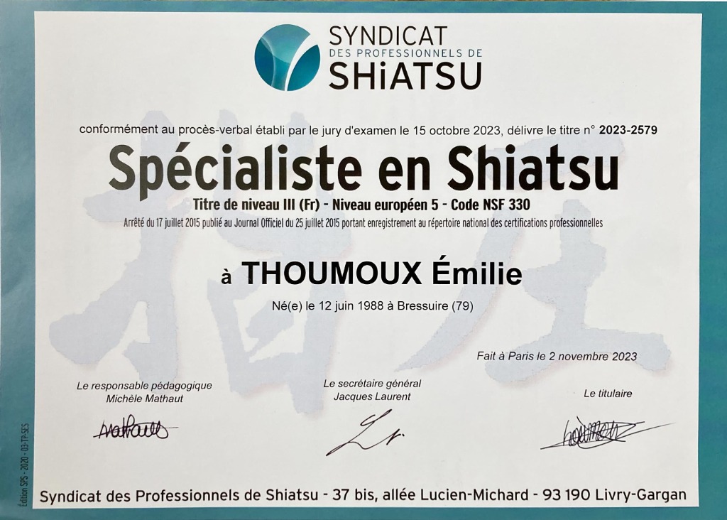 photo diplome Emilie Thoumoux