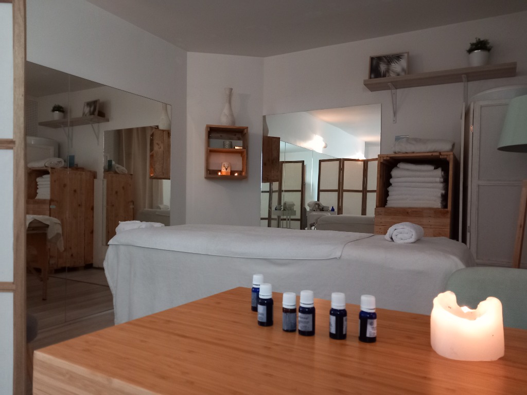 photo cabinet Yann JOUAN