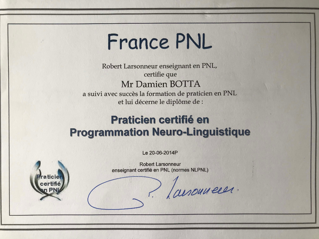 photo diplome Damien Botta Hypnose