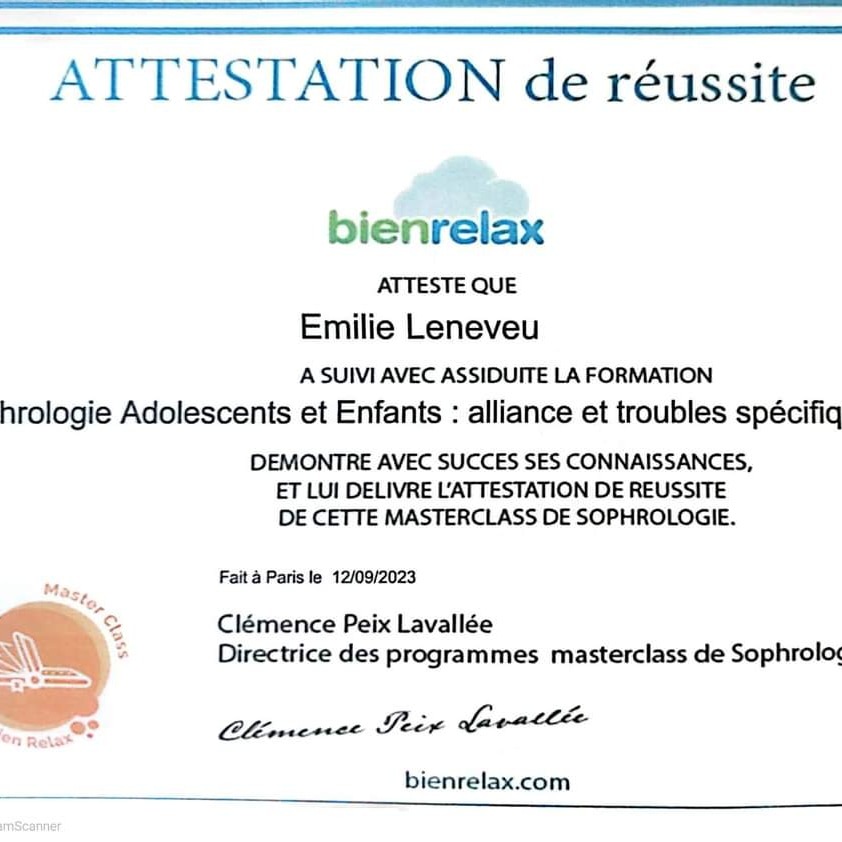 photo diplome Emilie Leneveu