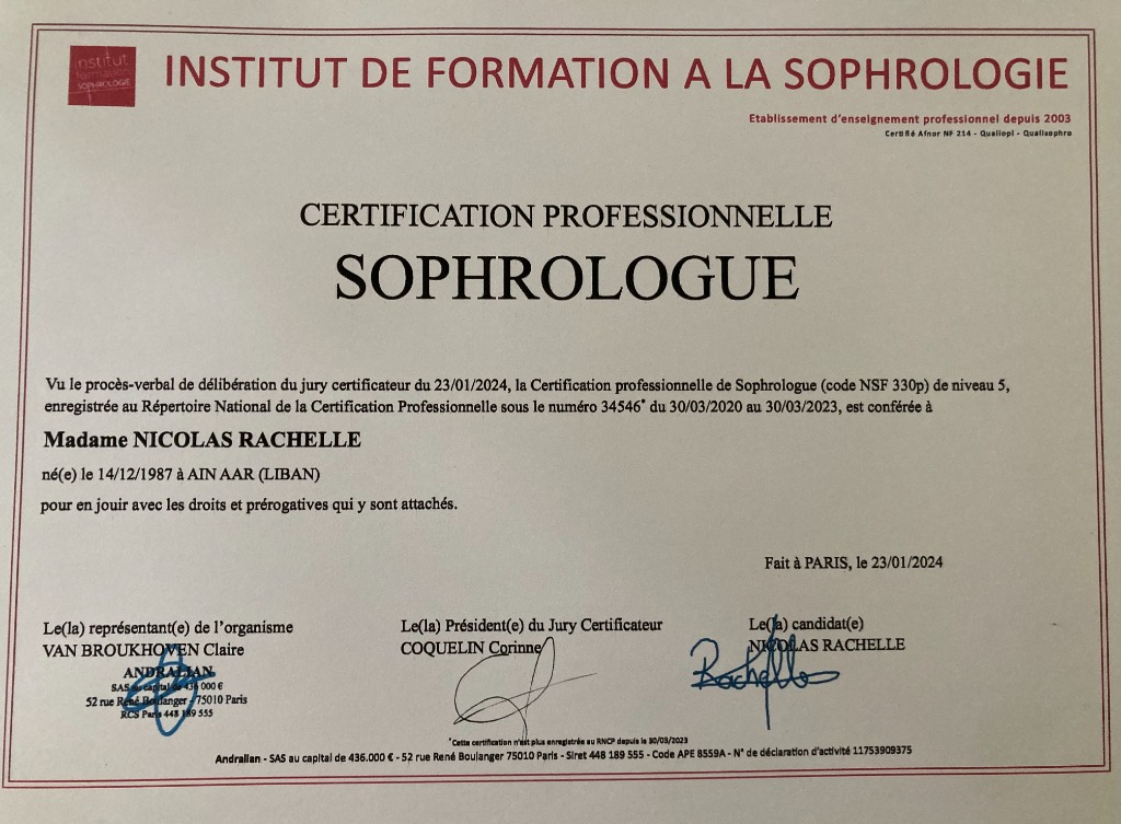 photo diplome Rachelle Nicolas