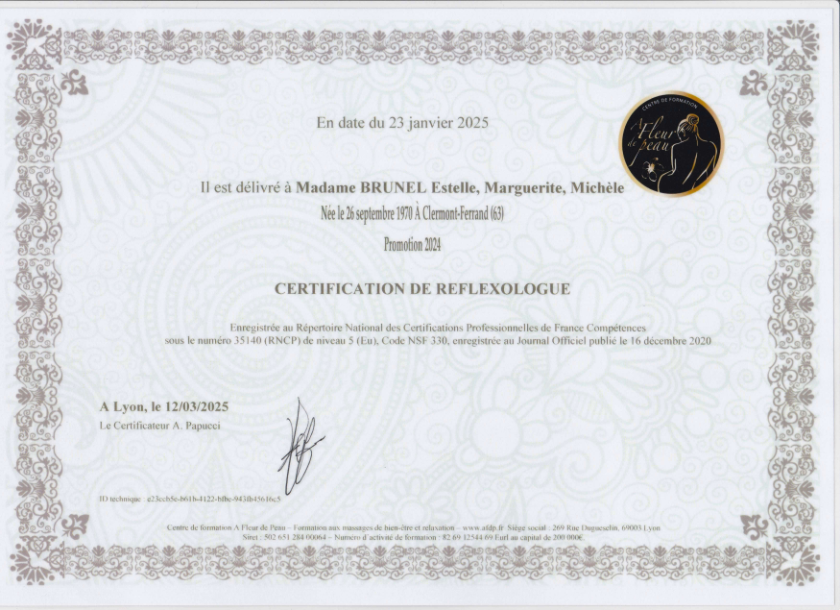 photo diplome Estelle Brunel 