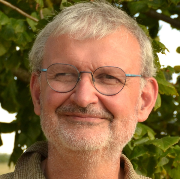 Xavier Emmanuelli sophrologue hypnothérapeute