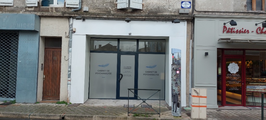 photo cabinet Compain jean