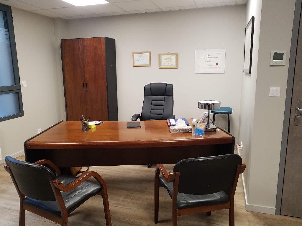 photo cabinet Xavier Gallet