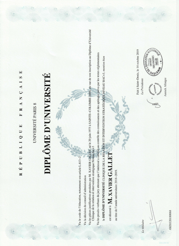 photo diplome Xavier Gallet - psychopraticien