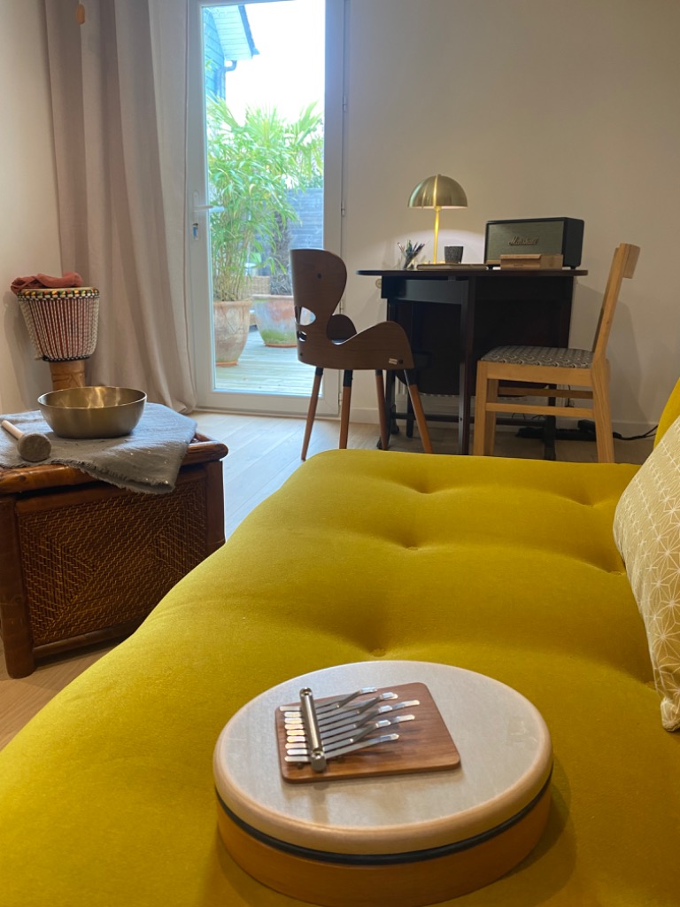 photo seance Le Chuchotis Des Sons - cabinet de musicothérapie