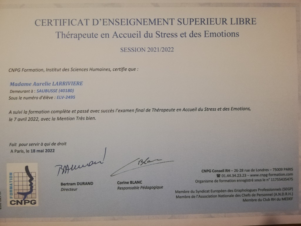 photo diplome Aurélie LARRIVIERE