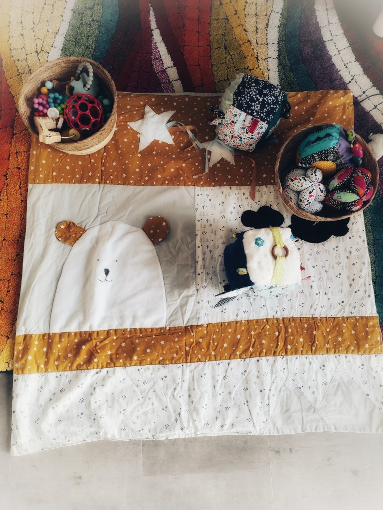 photo seance Julie Cochet Accomagnement à la parentalité