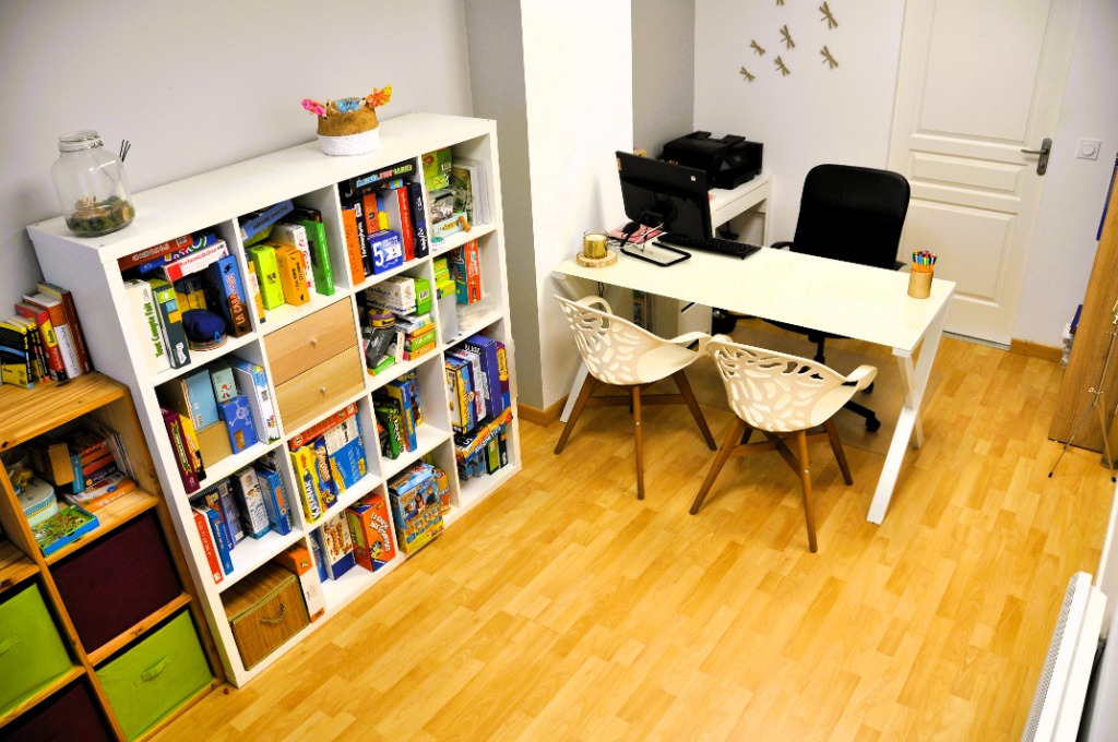 photo cabinet Justine Reynaud - Enseignante Orthopédagogue 